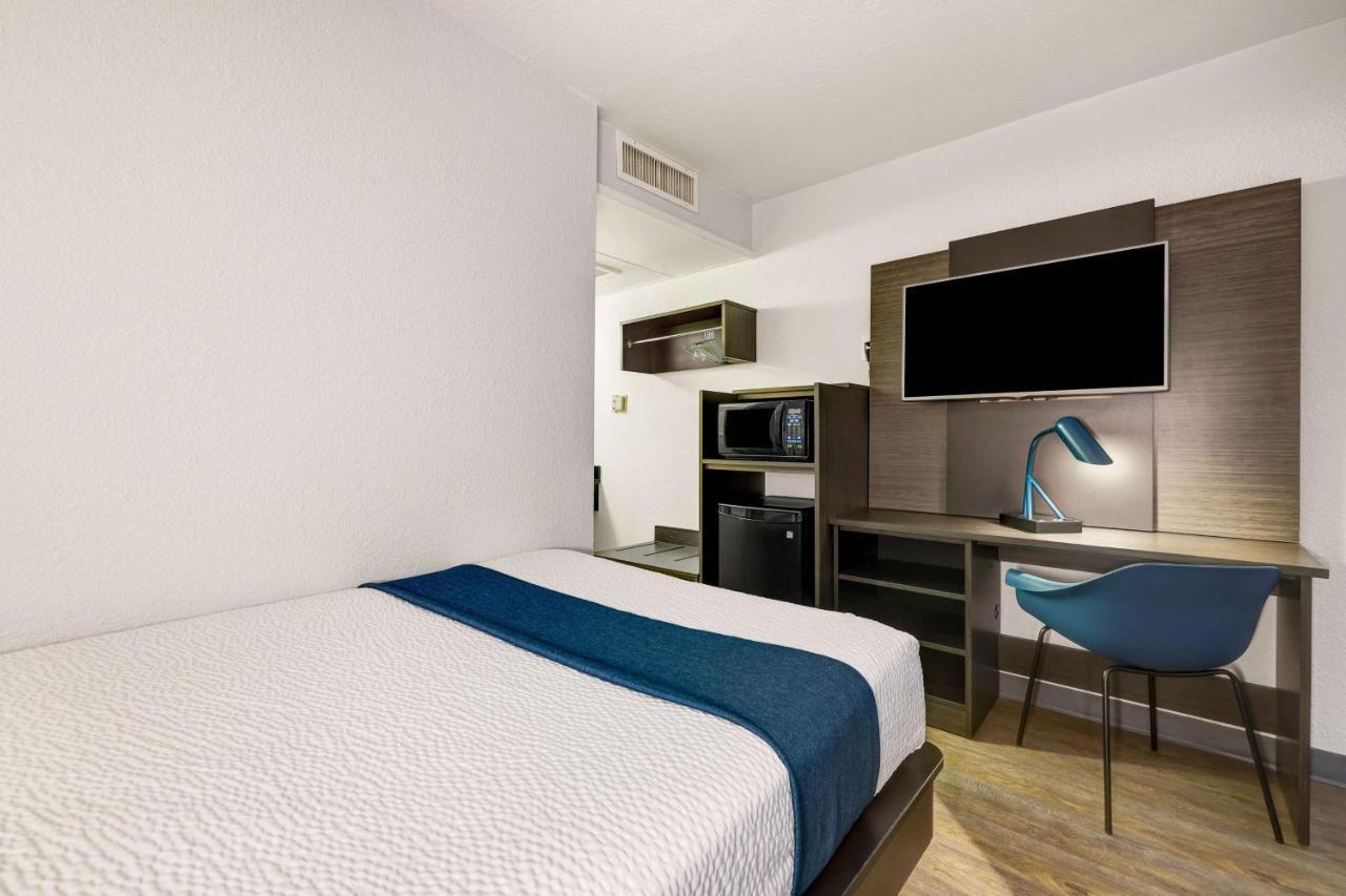 Motel 6-Issaquah, Wa - Seattle - East Eksteriør billede
