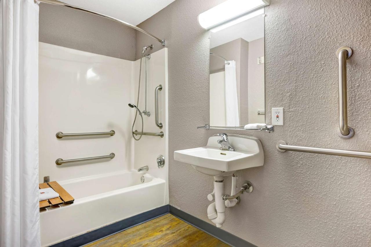 Motel 6-Issaquah, Wa - Seattle - East Eksteriør billede