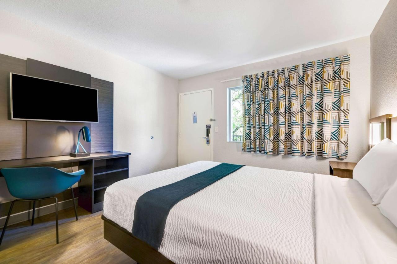 Motel 6-Issaquah, Wa - Seattle - East Eksteriør billede