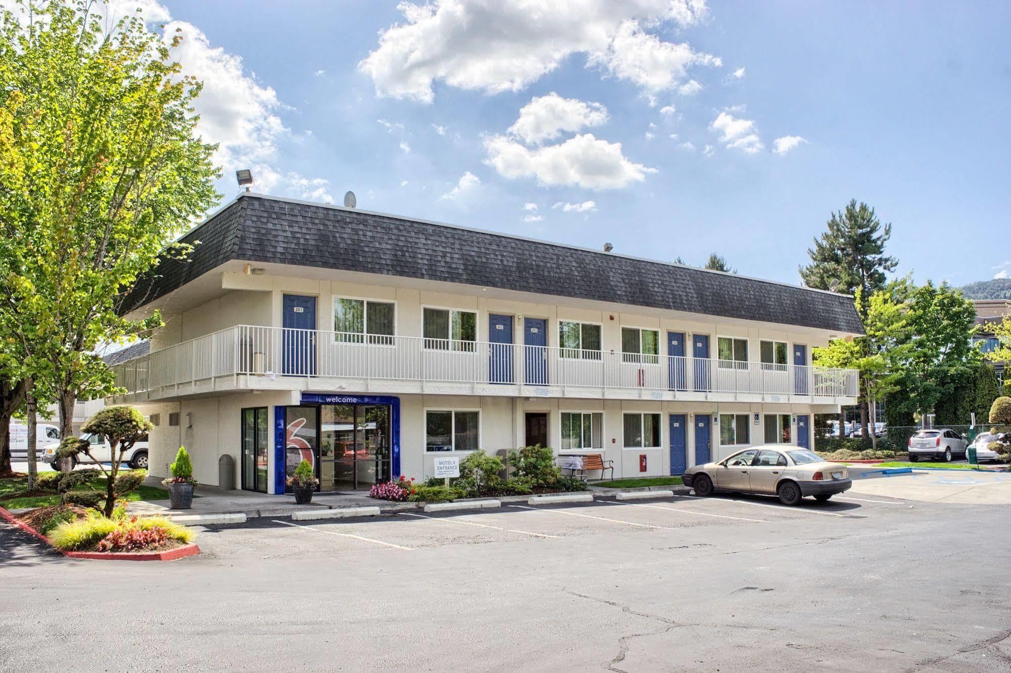 Motel 6-Issaquah, Wa - Seattle - East Eksteriør billede