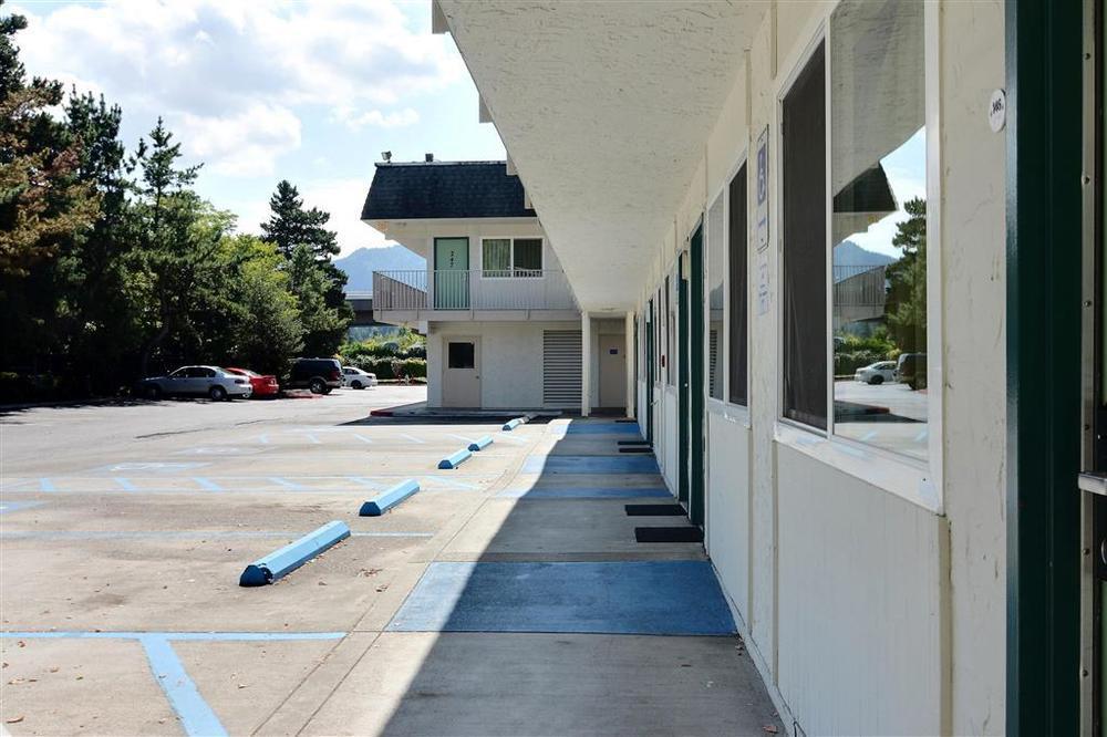 Motel 6-Issaquah, Wa - Seattle - East Eksteriør billede